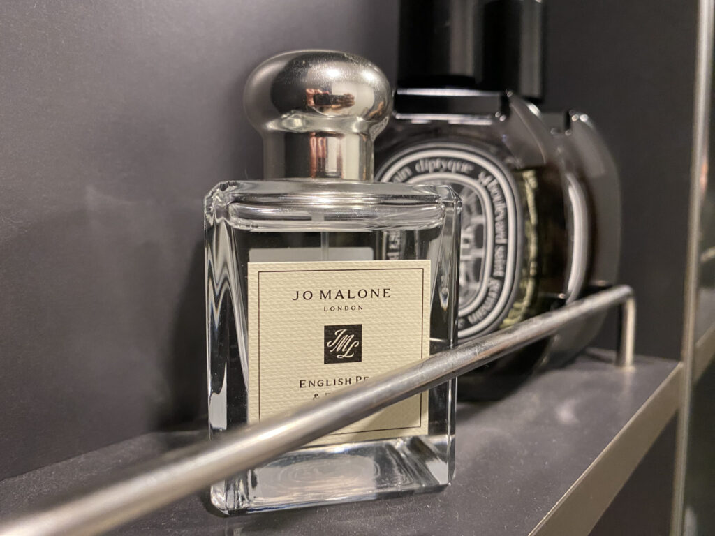 ジョーマローン『イングリッシュペアー＆フリージア』の実物画像